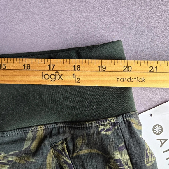 Athleta Trekkie Ripstop Shorts Women's 18 Hiking Running Camping Vacation Summer - Picture 8 of 12